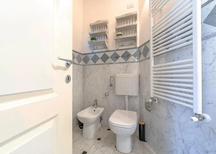 Apartment Genteel Scarlatti
